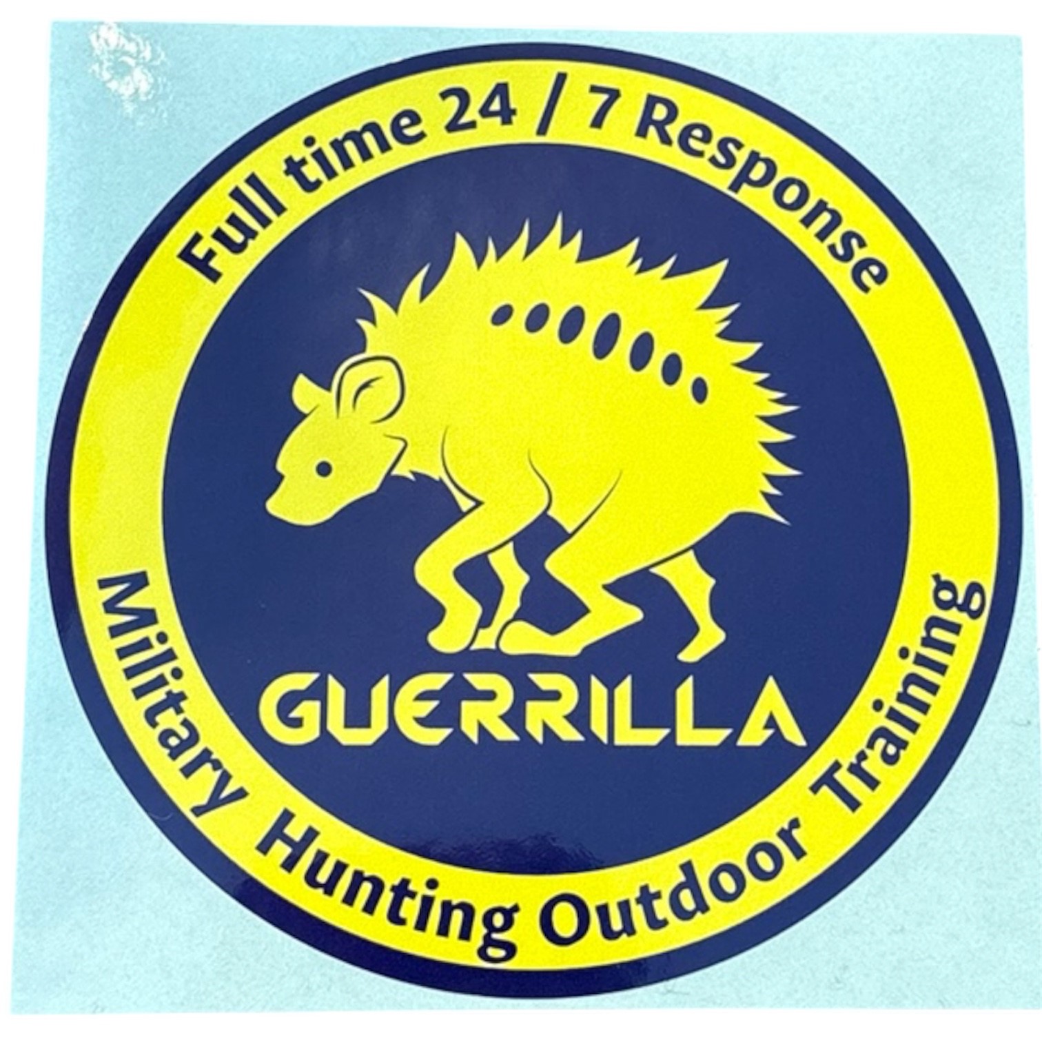 GUERRILLA　ステッカー　紺×黄色